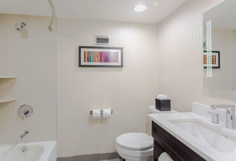 فندق Embassy Suites By Hilton Piscataway Somerset