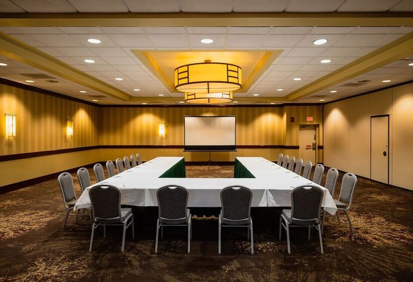 فندق Embassy Suites By Hilton Piscataway Somerset