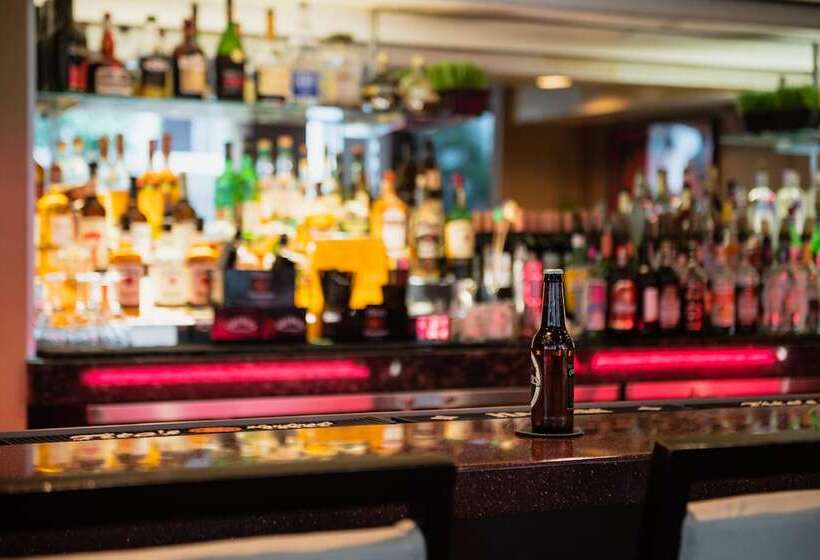 فندق Embassy Suites By Hilton Piscataway Somerset