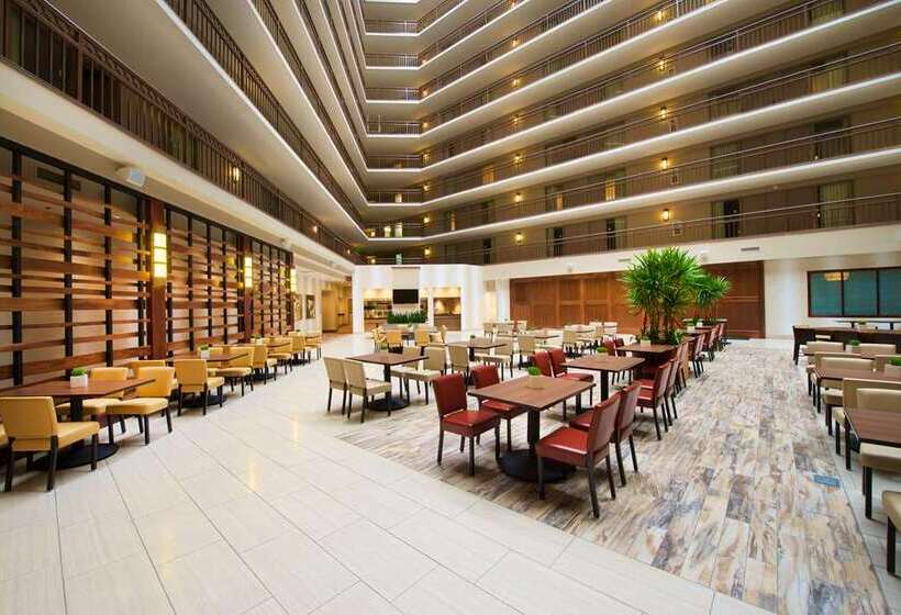 호텔 Embassy Suites By Hilton Portland Tigard