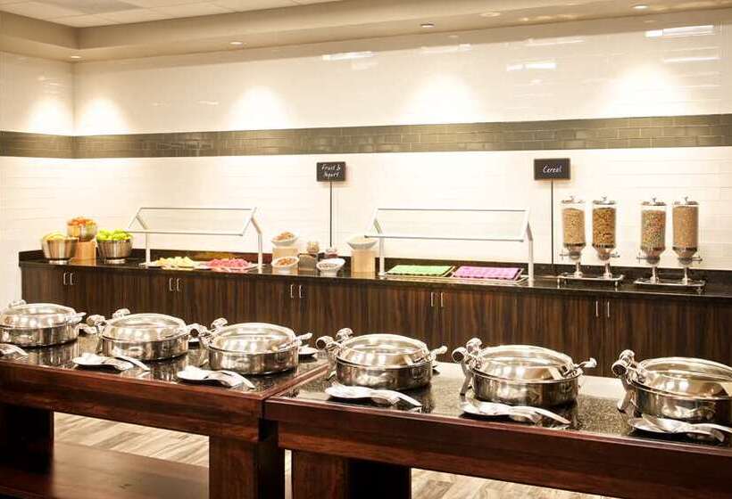 호텔 Embassy Suites By Hilton Portland Tigard