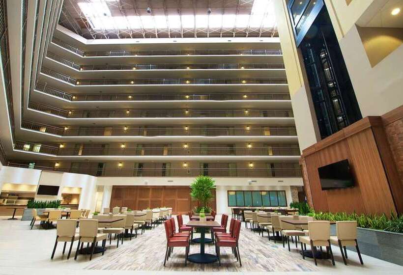 فندق Embassy Suites By Hilton Portland Tigard