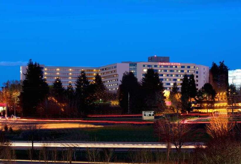 فندق Embassy Suites By Hilton Portland Tigard