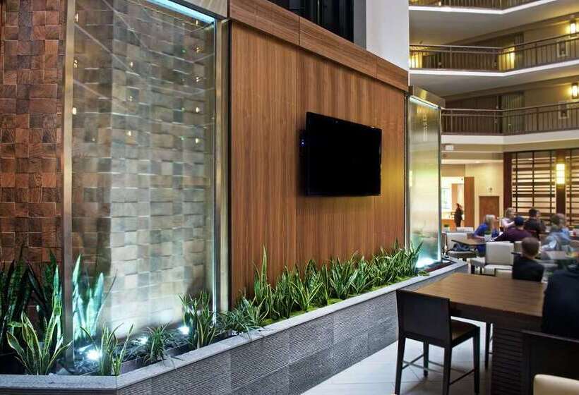 호텔 Embassy Suites By Hilton Portland Tigard