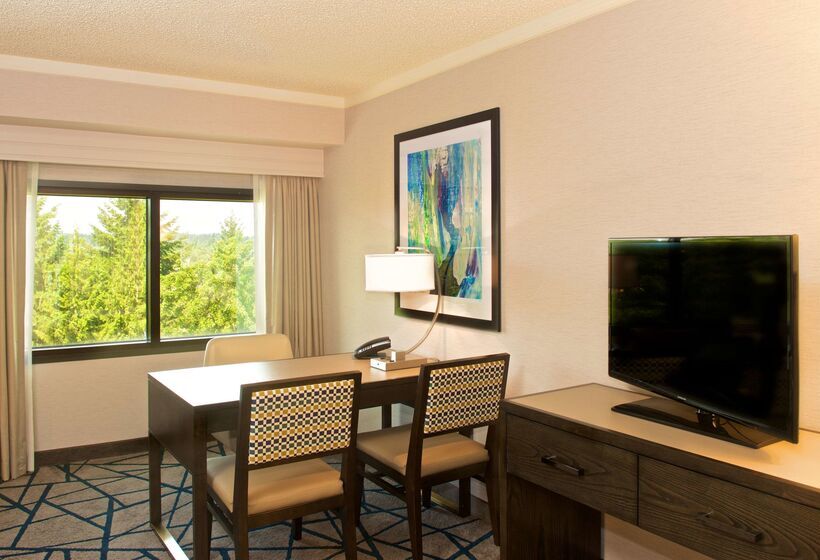 호텔 Embassy Suites By Hilton Portland Tigard