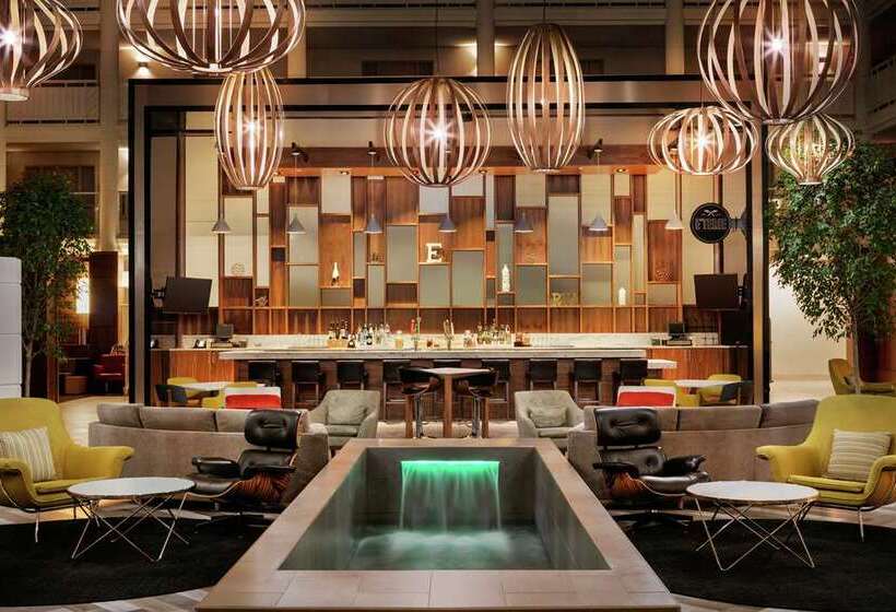 هتل Embassy Suites By Hilton Richmond