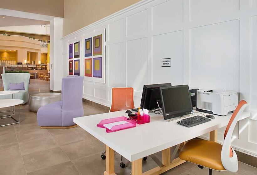 ホテル Embassy Suites By Hilton San Diego Bay Downtown