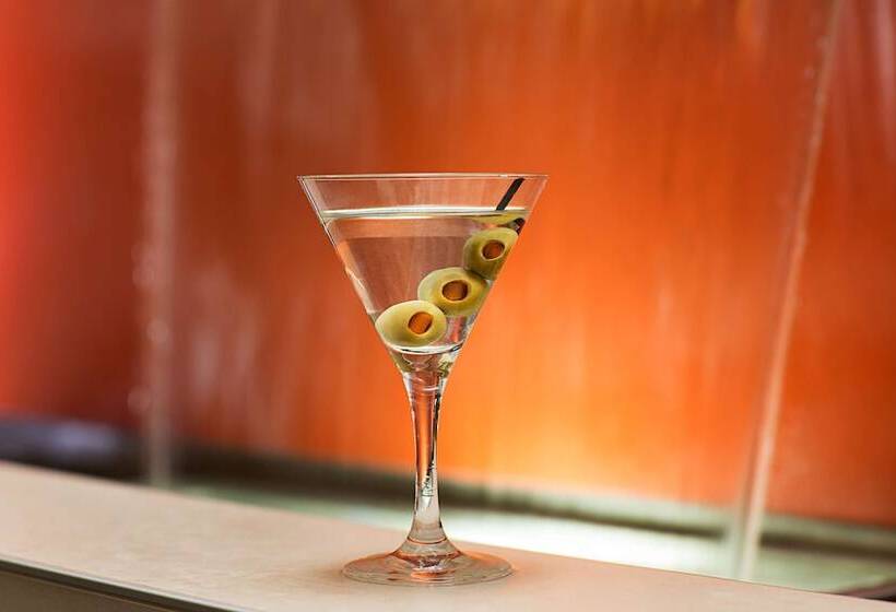 ホテル Embassy Suites By Hilton San Diego Bay Downtown