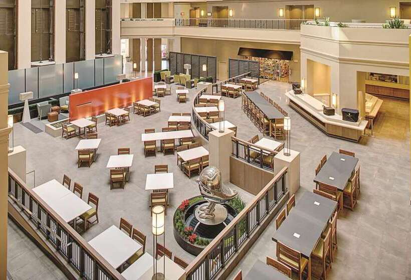 ホテル Embassy Suites By Hilton San Diego Bay Downtown