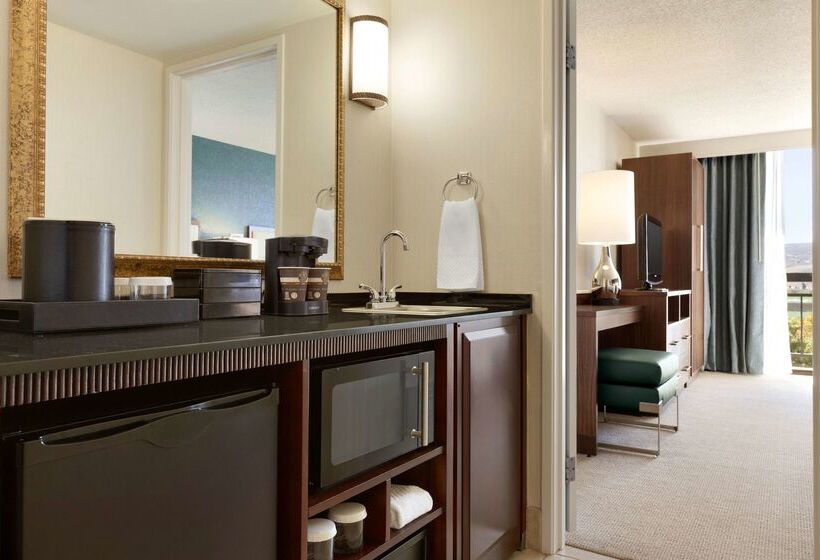 בית מלון כפרי Embassy Suites By Hilton San Luis Obispo