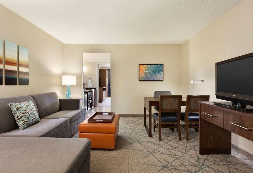 فندق Embassy Suites By Hilton San Luis Obispo