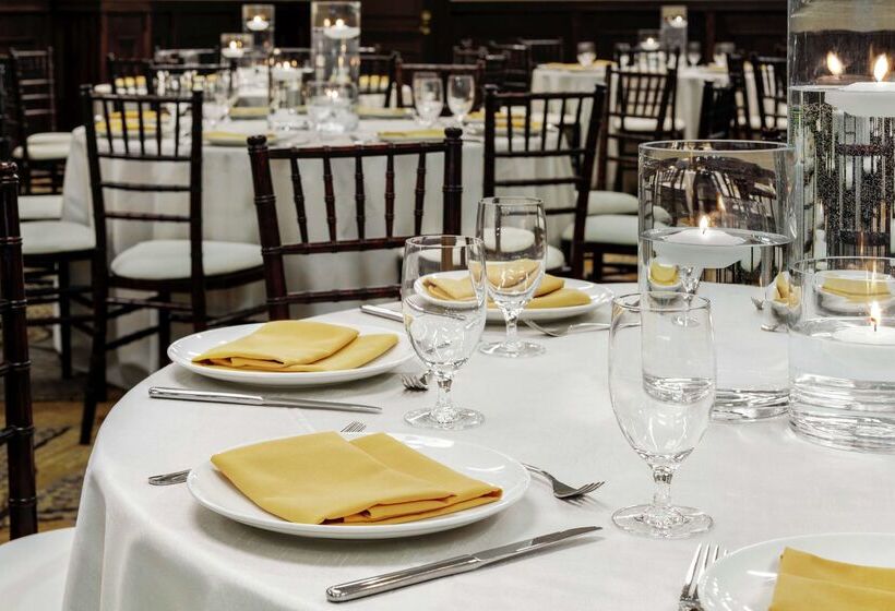 בית מלון כפרי Embassy Suites By Hilton Santa Ana Orange County Airport