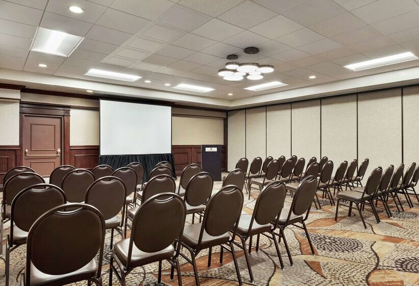 בית מלון כפרי Embassy Suites By Hilton Santa Ana Orange County Airport