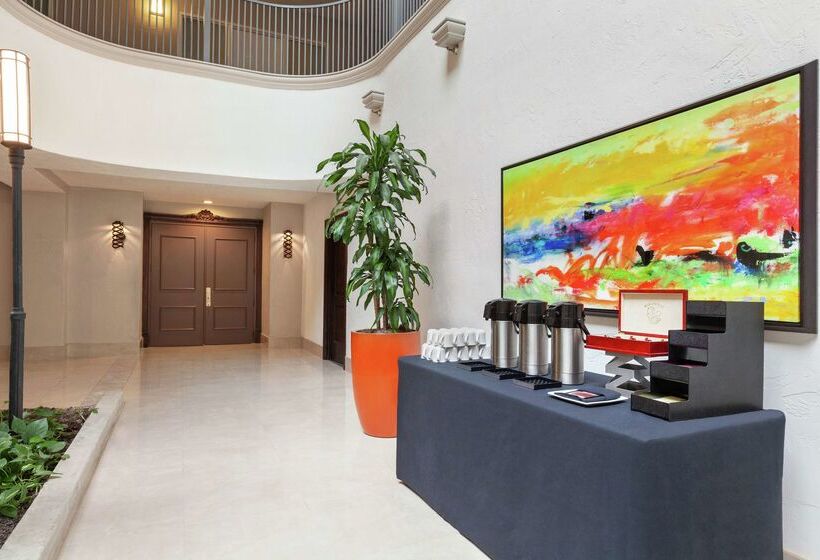 בית מלון כפרי Embassy Suites By Hilton Santa Ana Orange County Airport