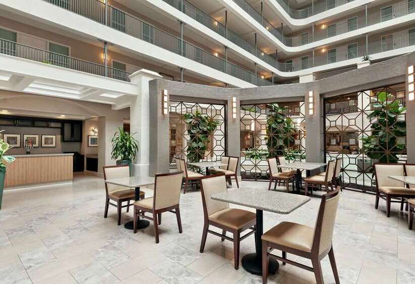 فندق Embassy Suites By Hilton Santa Ana Orange County Airport