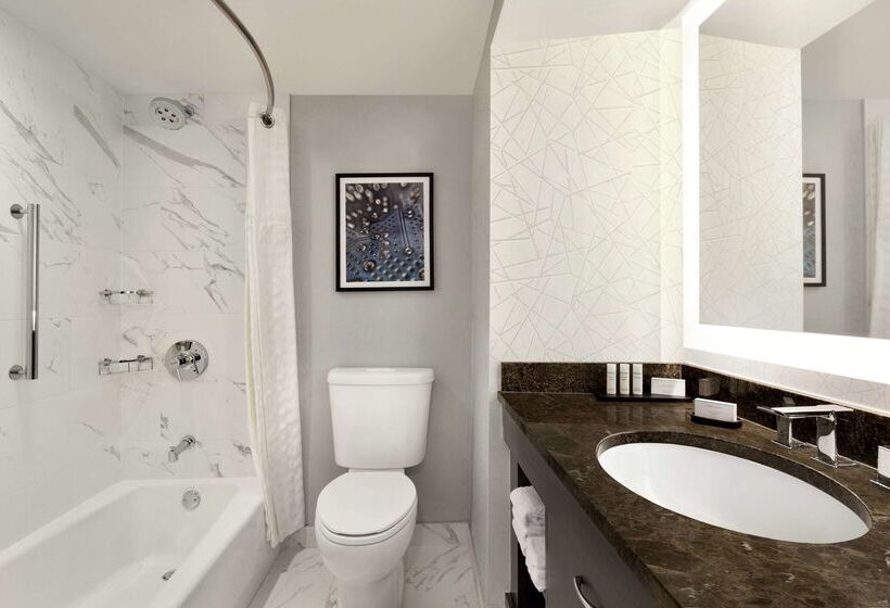 ホテル Embassy Suites By Hilton Santa Clara Silicon Valley