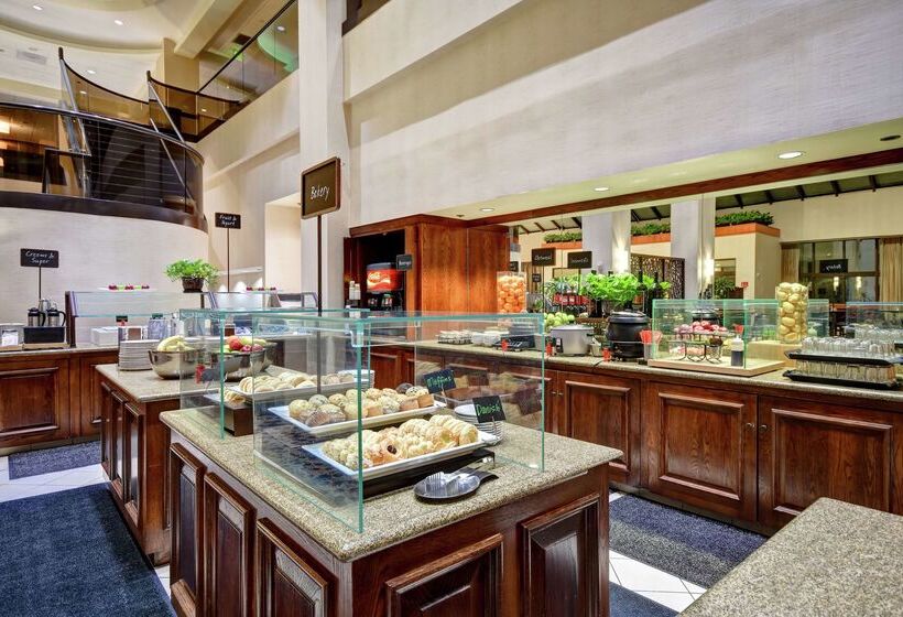 هتل Embassy Suites By Hilton Santa Clara Silicon Valley