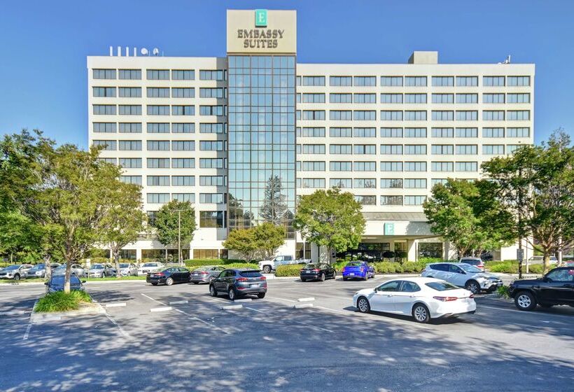 ホテル Embassy Suites By Hilton Santa Clara Silicon Valley