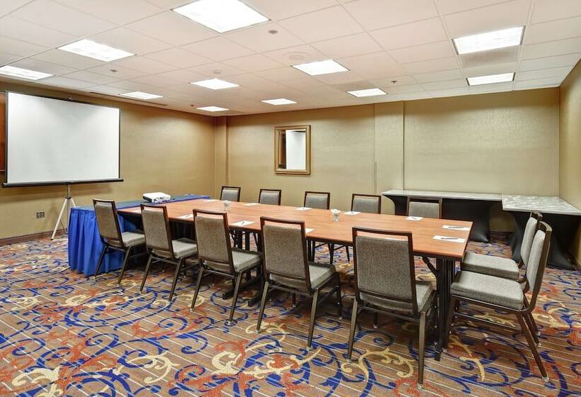 هتل Embassy Suites By Hilton Santa Clara Silicon Valley