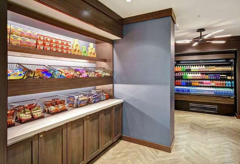 ホテル Embassy Suites By Hilton Santa Clara Silicon Valley