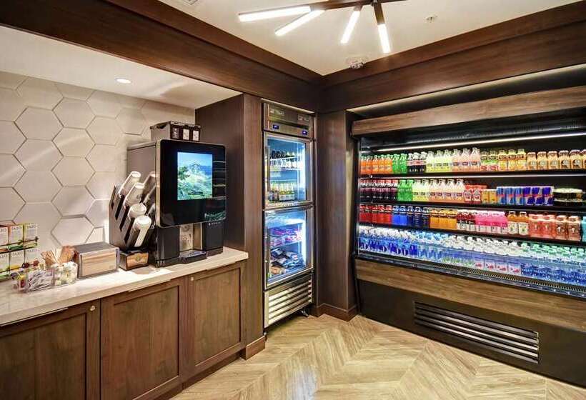 ホテル Embassy Suites By Hilton Santa Clara Silicon Valley