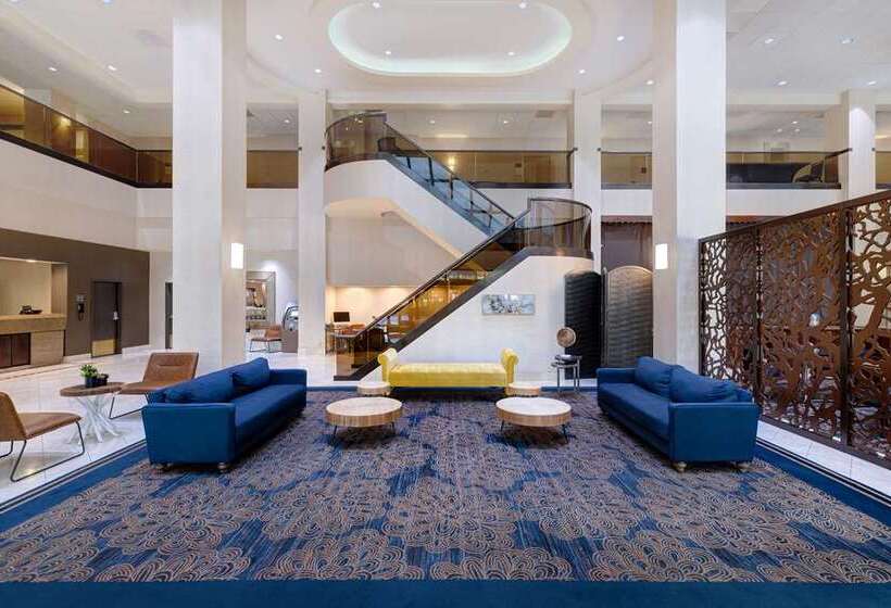 ホテル Embassy Suites By Hilton Santa Clara Silicon Valley