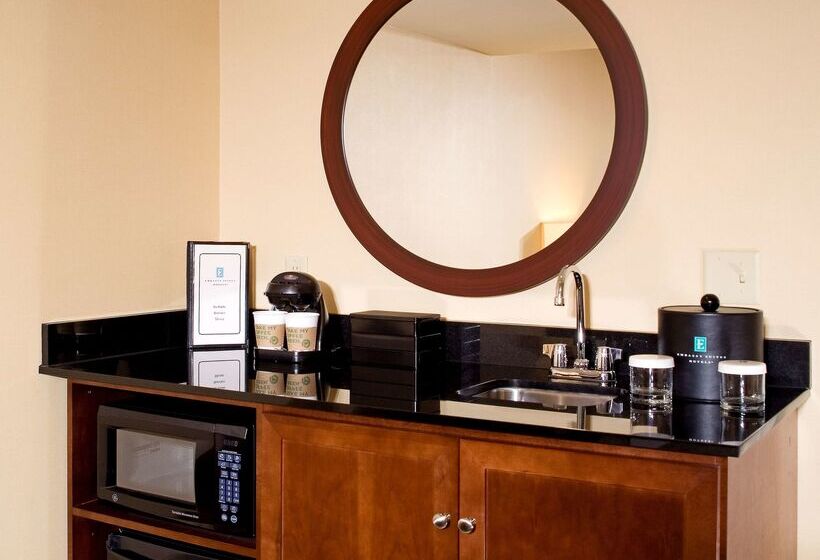 فندق Embassy Suites By Hilton Tulsa I44