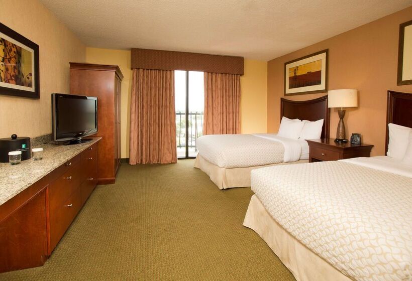 فندق Embassy Suites By Hilton Tulsa I44