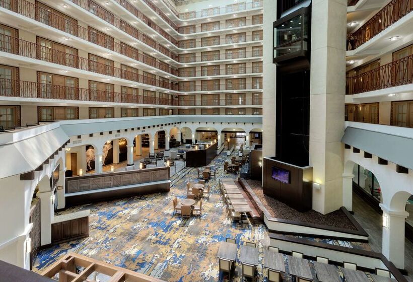 فندق Embassy Suites By Hilton Tulsa I44