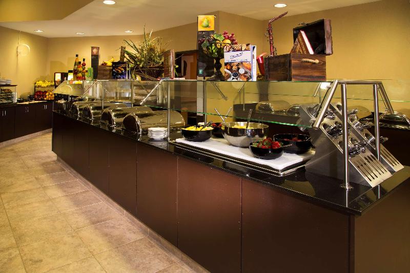 فندق Embassy Suites By Hilton Tulsa I44