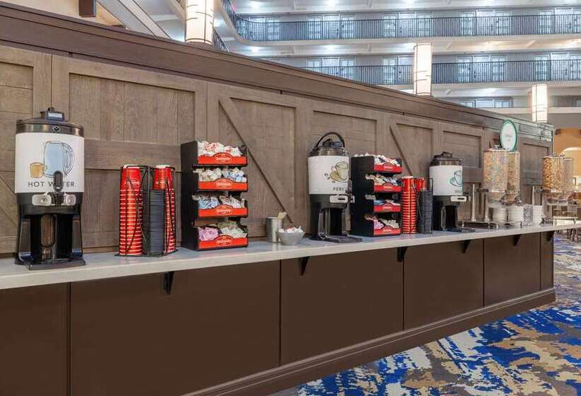 فندق Embassy Suites By Hilton Tulsa I44