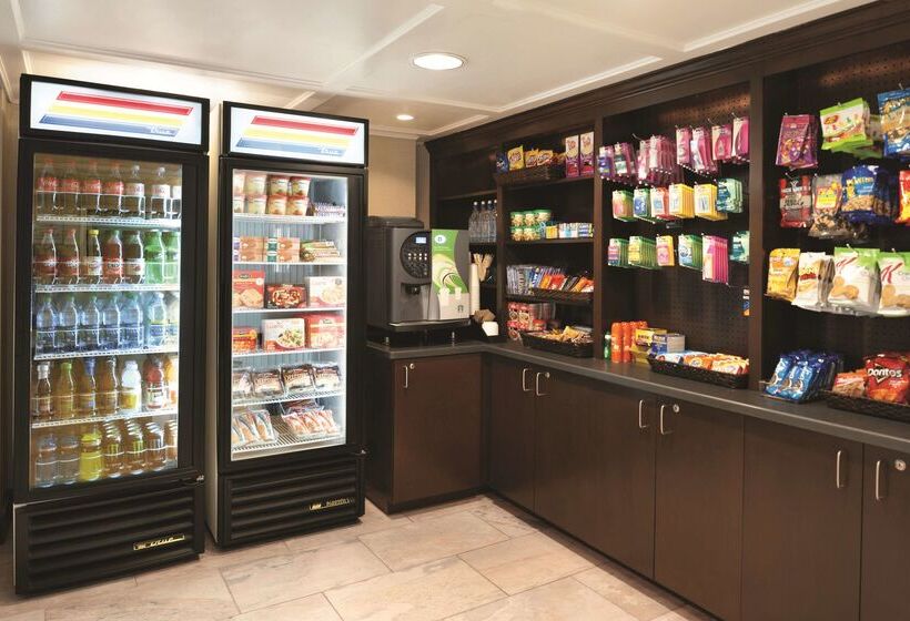 فندق Embassy Suites Corpus Christi