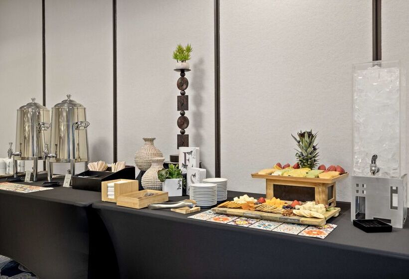 ホテル Embassy Suites By Hilton Los Angeles Lax South/el Segundo