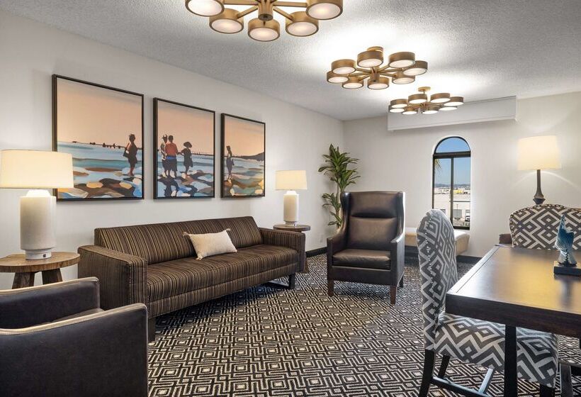 ホテル Embassy Suites By Hilton Los Angeles Lax South/el Segundo