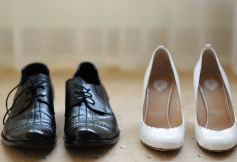 Отель Embassy Suites By Hilton Napa Valley