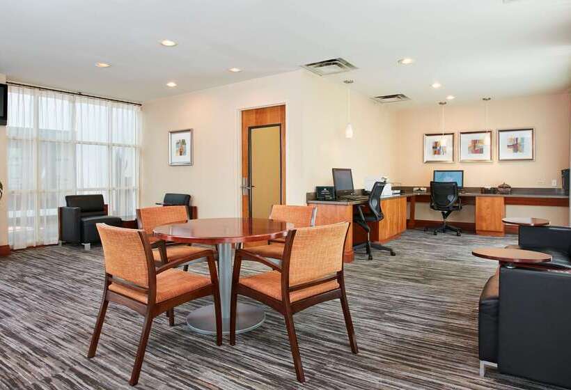 בית מלון כפרי Embassy Suites By Hilton Parsippany