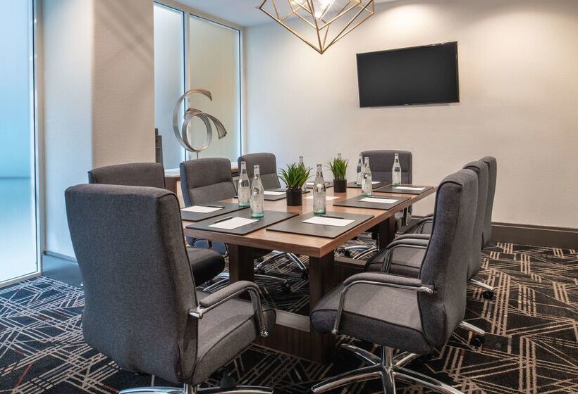 هتل Embassy Suites San Francisco Airport South San Francisco