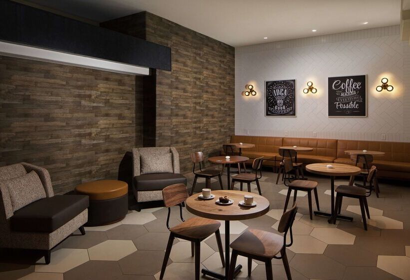 Отель Embassy Suites San Francisco Airport South San Francisco