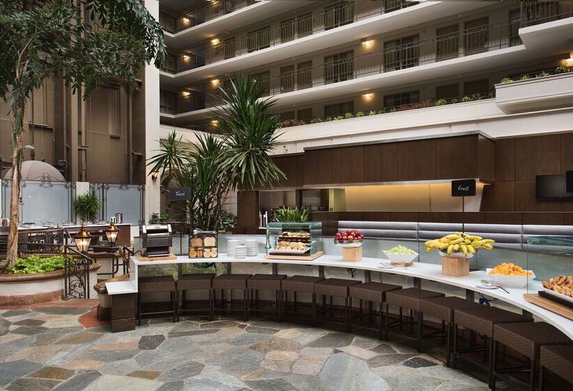 Отель Embassy Suites By Hilton San Francisco Airport Waterfront