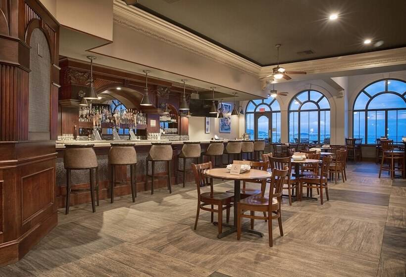 Отель Embassy Suites By Hilton San Francisco Airport Waterfront