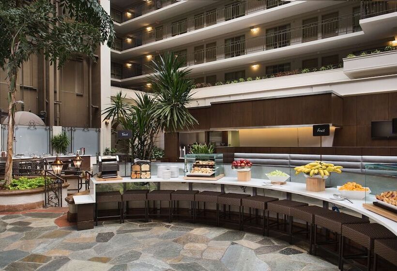 Отель Embassy Suites By Hilton San Francisco Airport Waterfront