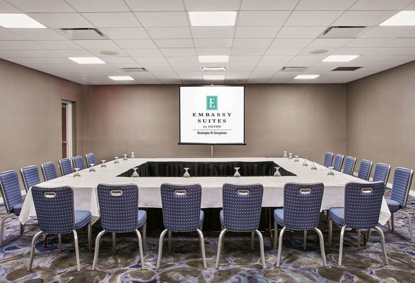 ホテル Embassy Suites By Hilton Washington Dc Georgetown