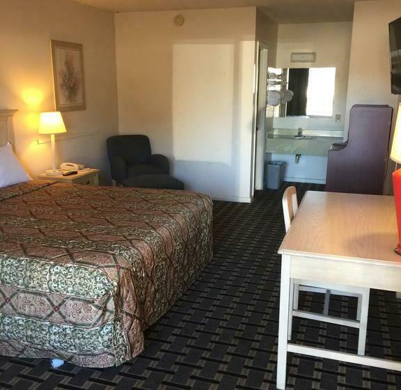 فندق Executive Inn Marianna