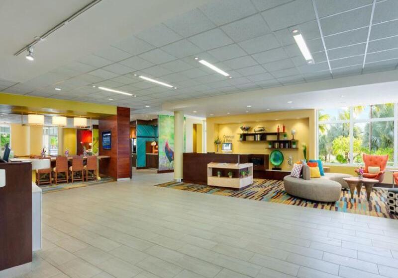 בית מלון כפרי Fairfield Inn & Suites By Marriott Key West At The Keys Collection