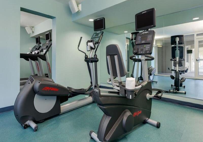 בית מלון כפרי Fairfield Inn & Suites By Marriott Key West At The Keys Collection