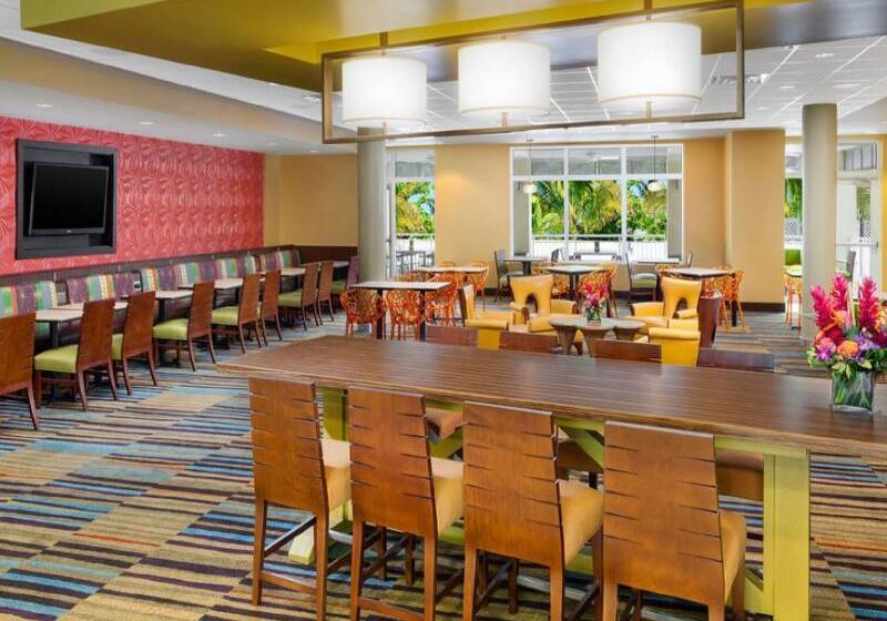 בית מלון כפרי Fairfield Inn & Suites By Marriott Key West At The Keys Collection