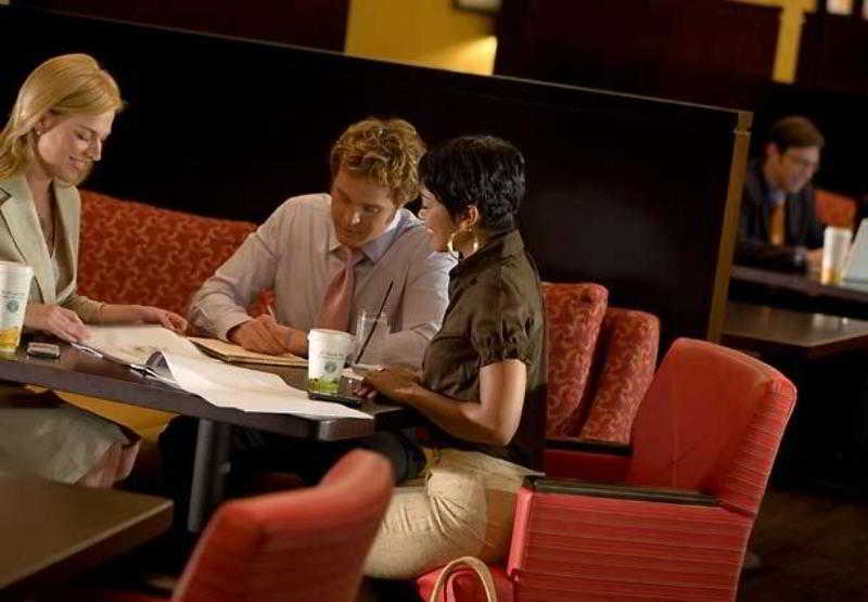 فندق Falls Church Marriott Fairview Park