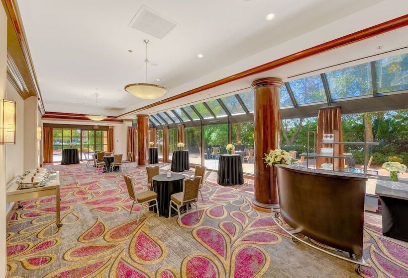 فندق Fera Anaheim, A Doubletree By Hilton