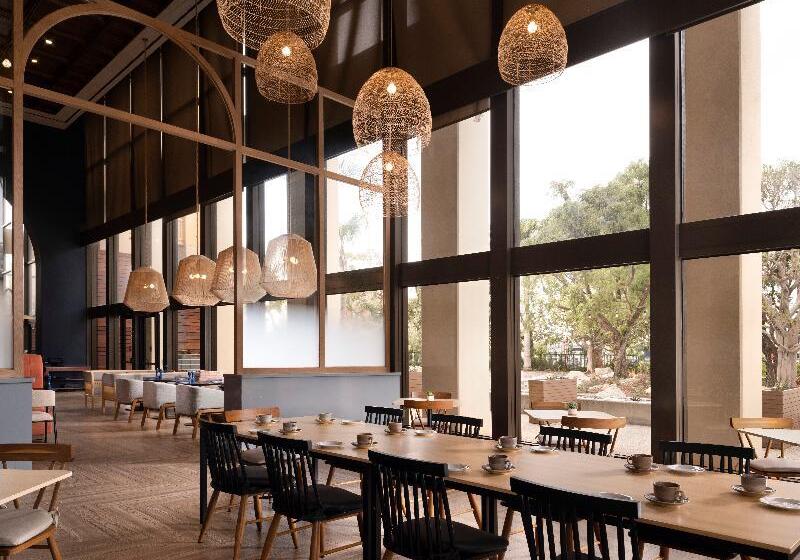 فندق Fera Anaheim, A Doubletree By Hilton