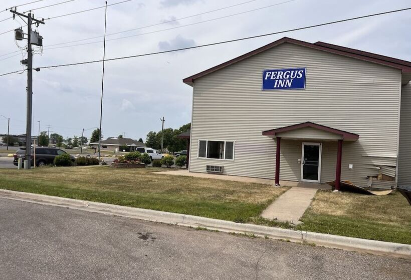 בית מלון כפרי Fergus Inn